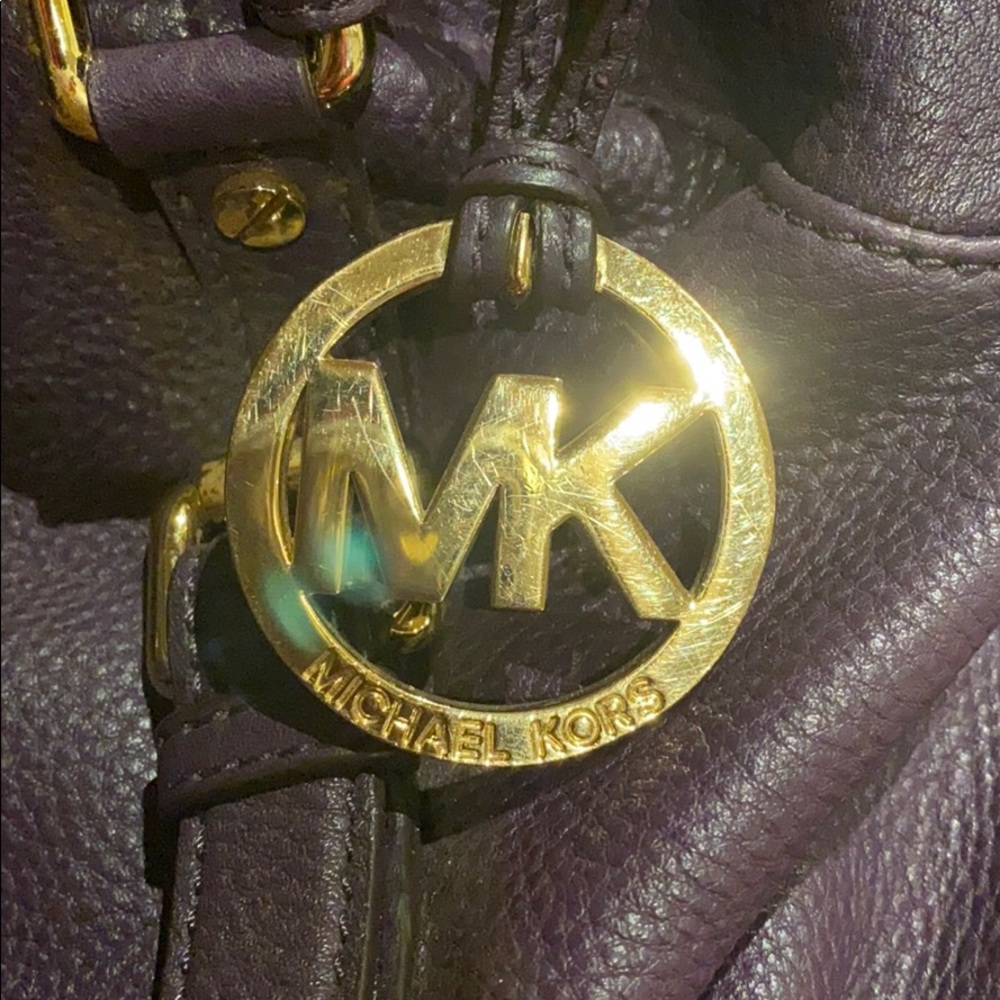 Purple/Plum Michael Kors bag - Picture 5 of 12